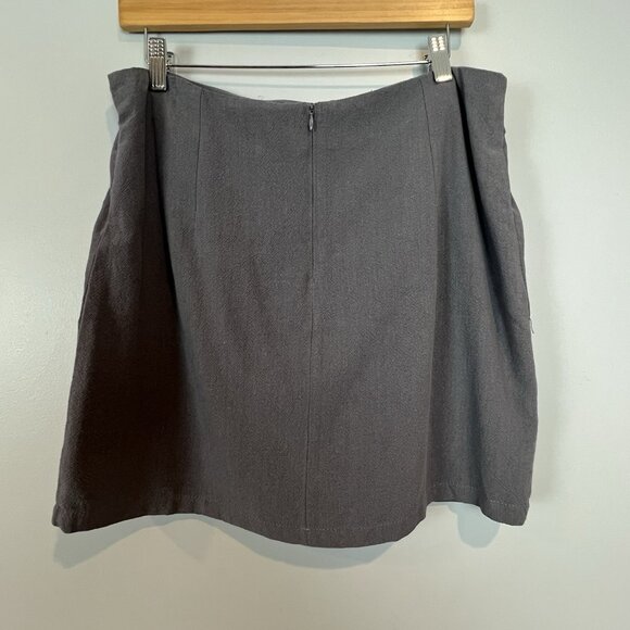 Umgee Grey Boho Floral Embroidered Mini Skirt Size Large NWT - Picture 4 of 11